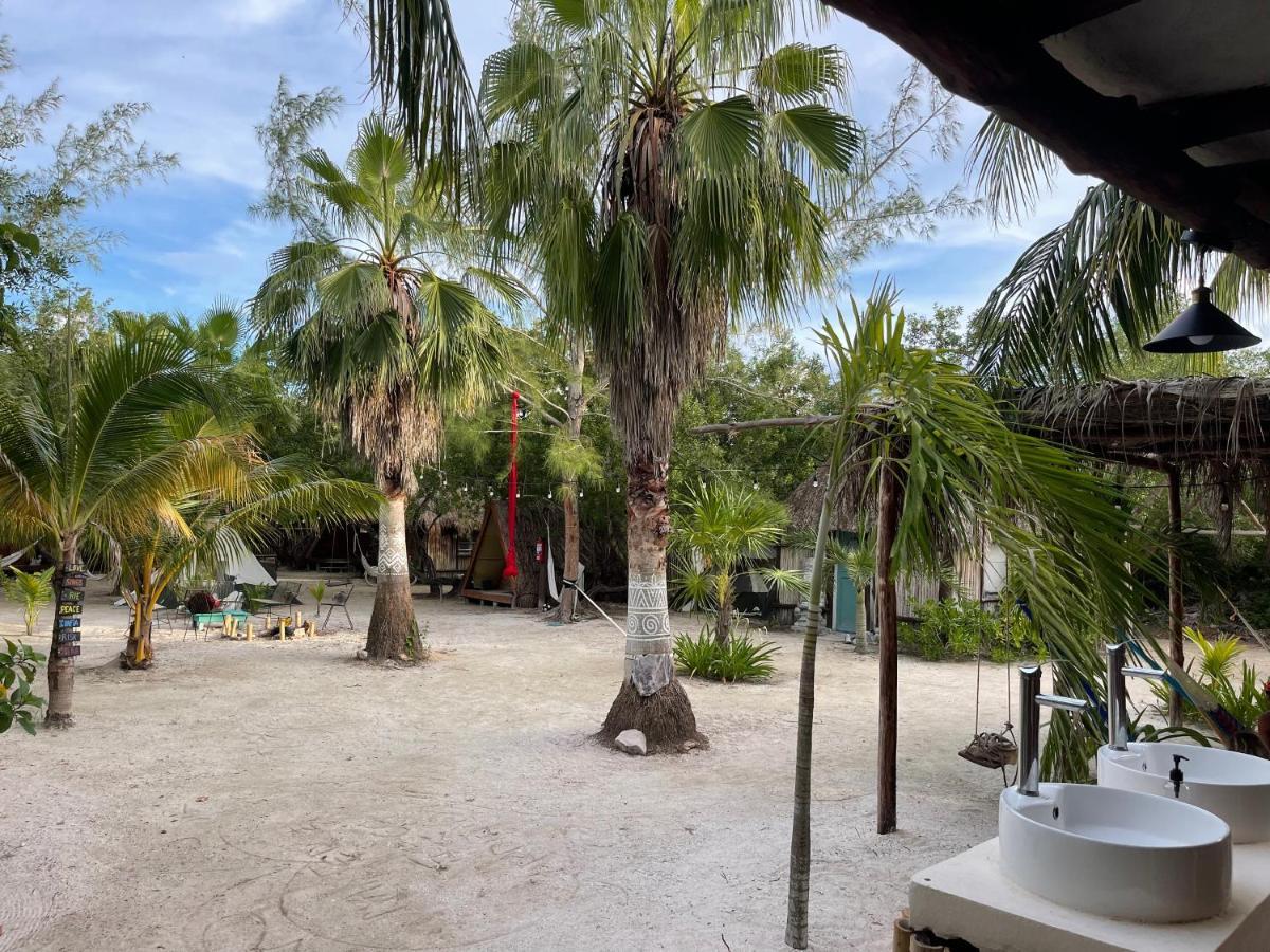 La Aldea Holbox Cabanas Y Camping ภายนอก รูปภาพ